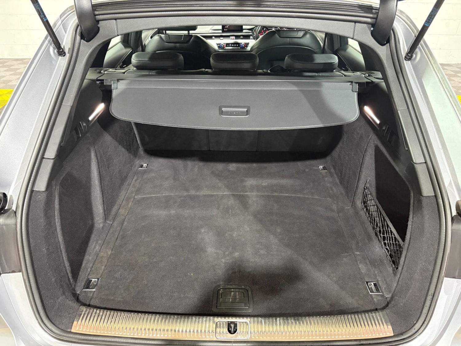 Used Audi A4 2017 for sale - 76899245: Photo 50