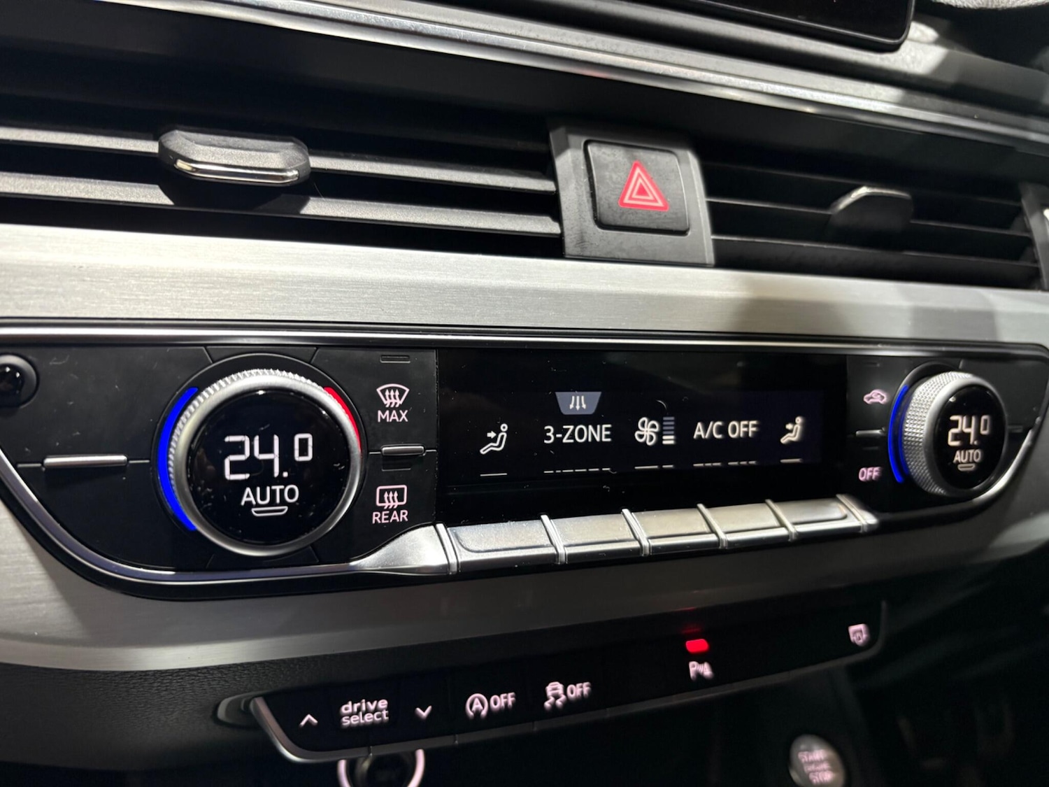 Used Audi A4 2017 for sale - 76899245: Photo 65