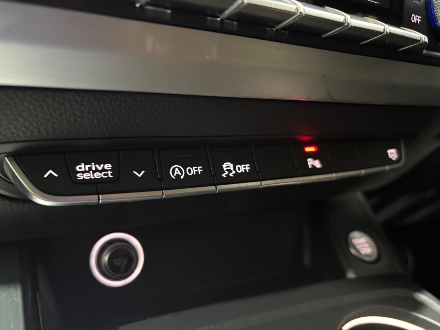 Used Audi A4 2017 for sale - 76899245: Photo 67