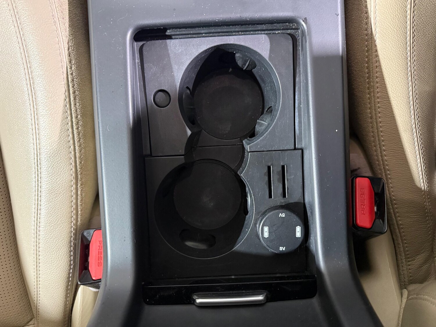 Used Land Rover Discovery Sport 2016 for sale - 76657322: Photo 16