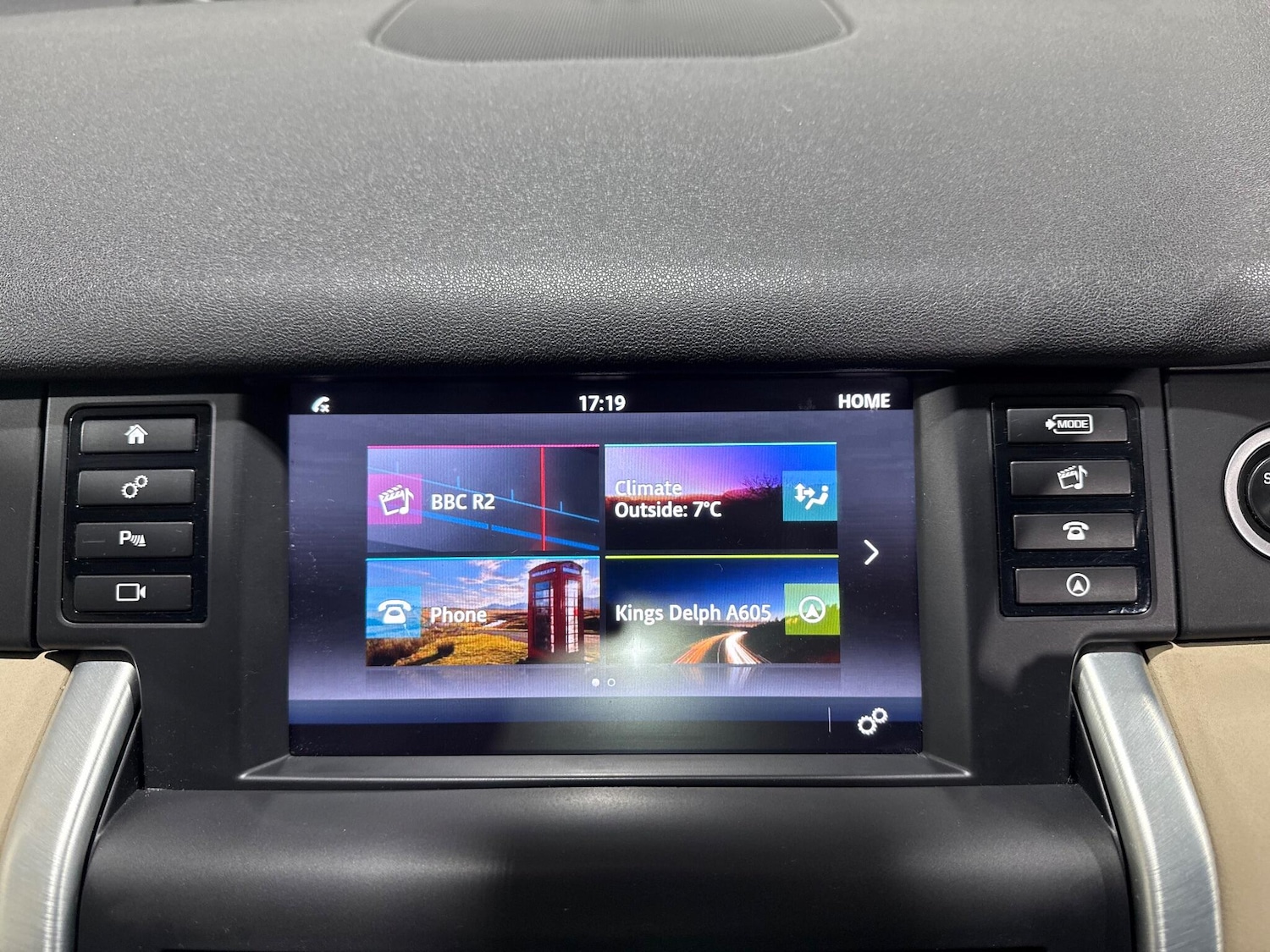 Used Land Rover Discovery Sport 2016 for sale - 76657322: Photo 23