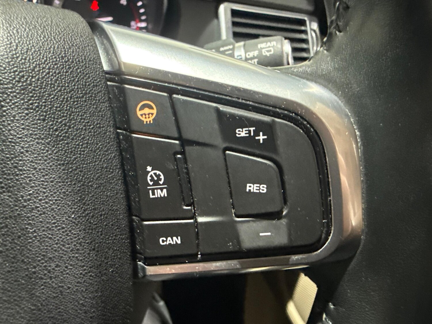 Used Land Rover Discovery Sport 2016 for sale - 76657322: Photo 30