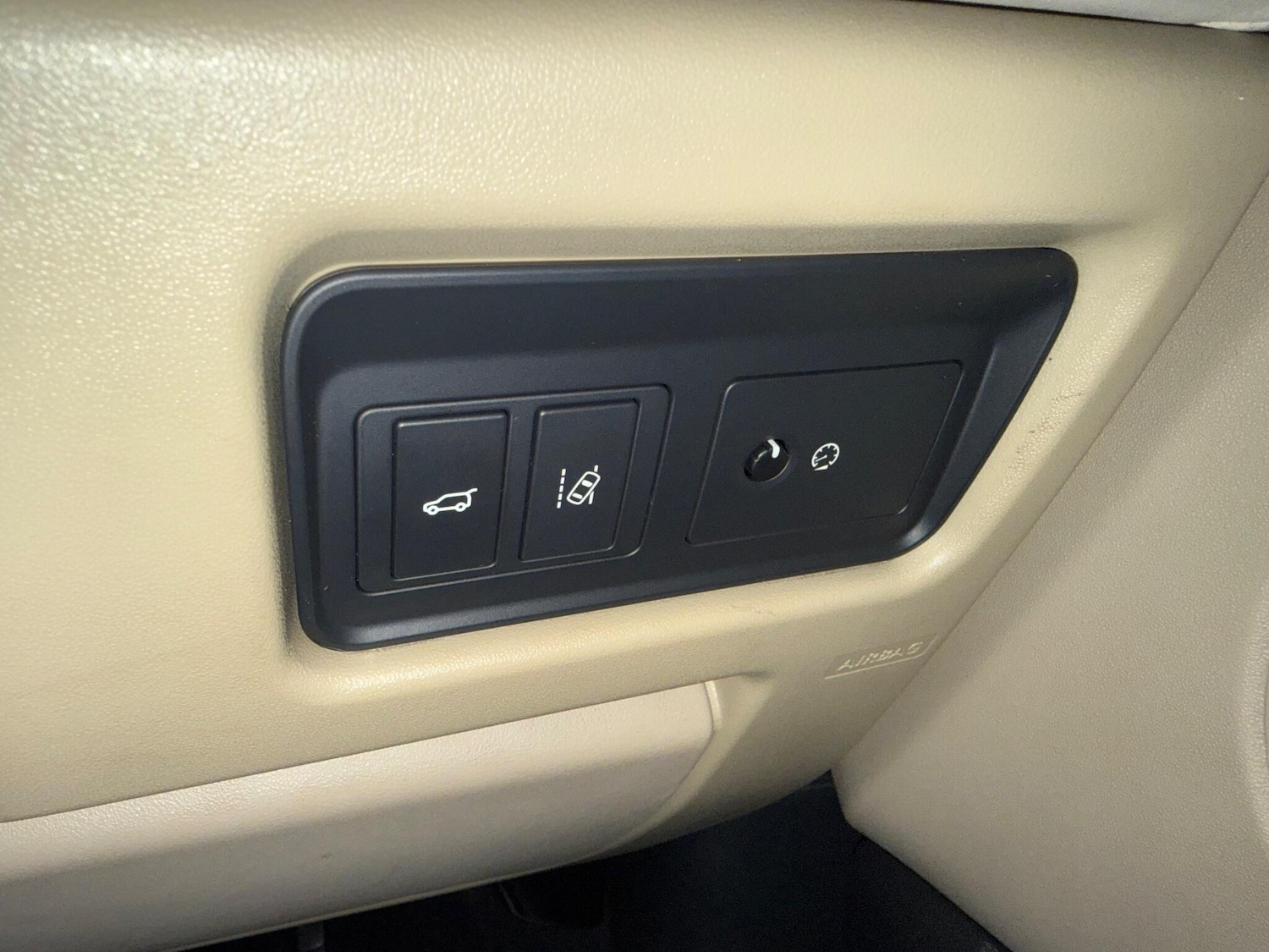 Used Land Rover Discovery Sport 2016 for sale - 76657322: Photo 32