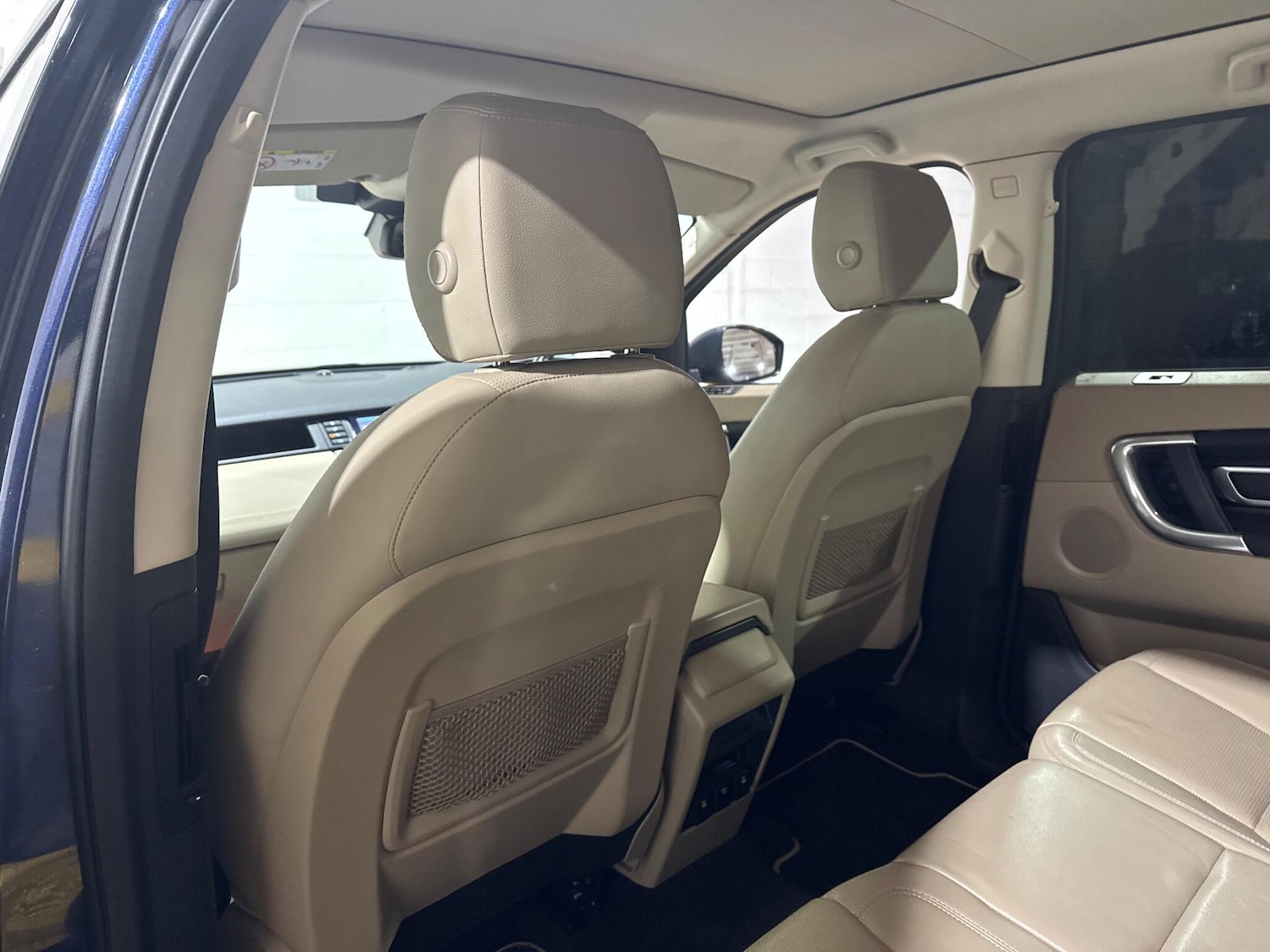 Used Land Rover Discovery Sport 2016 for sale - 76657322: Photo 47