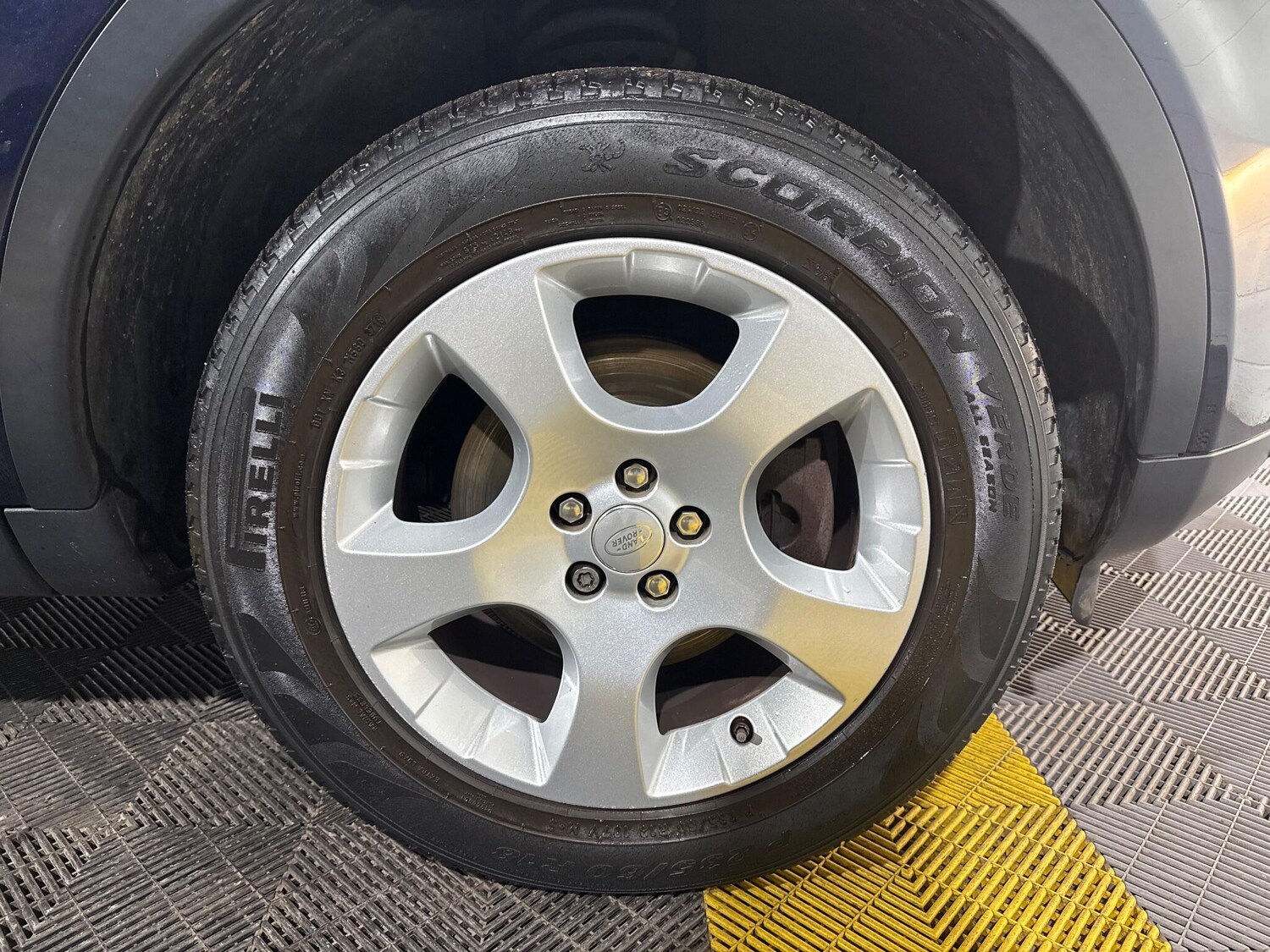 Used Land Rover Discovery Sport 2016 for sale - 76657322: Photo 67