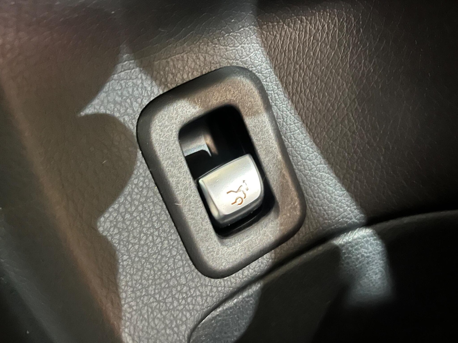 Used Mercedes-Benz C Class 2018 for sale - 77637907: Photo 28