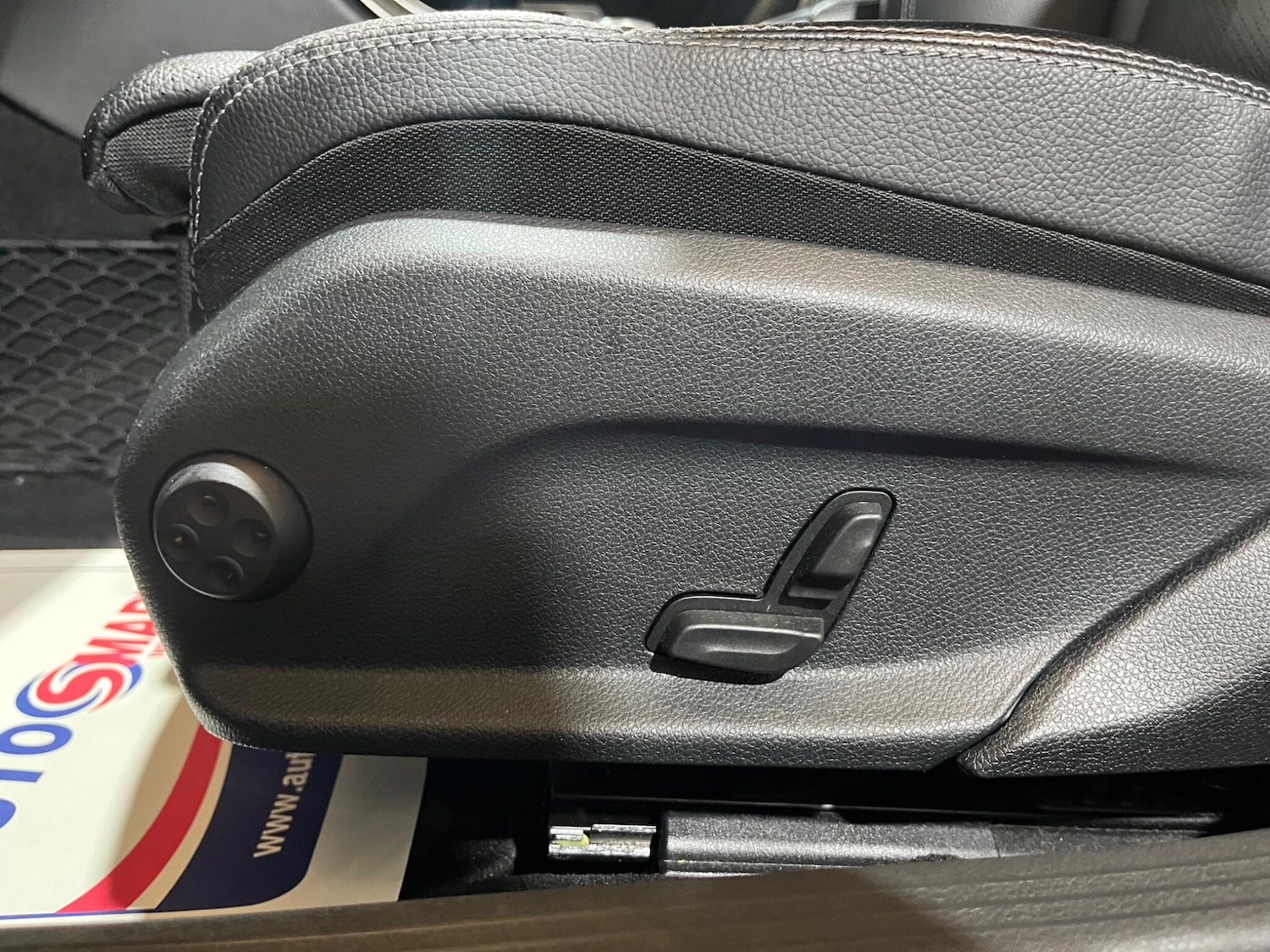 Used Mercedes-Benz C Class 2018 for sale - 77637907: Photo 77