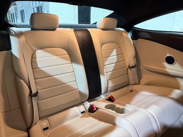 Used Mercedes-Benz C-Class 2016 for sale - 76138379: Photo 40