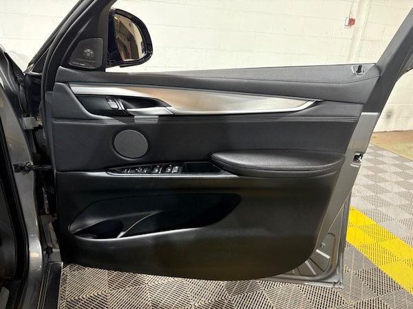 Used BMW X6 2017 for sale - 76085416: Photo 40