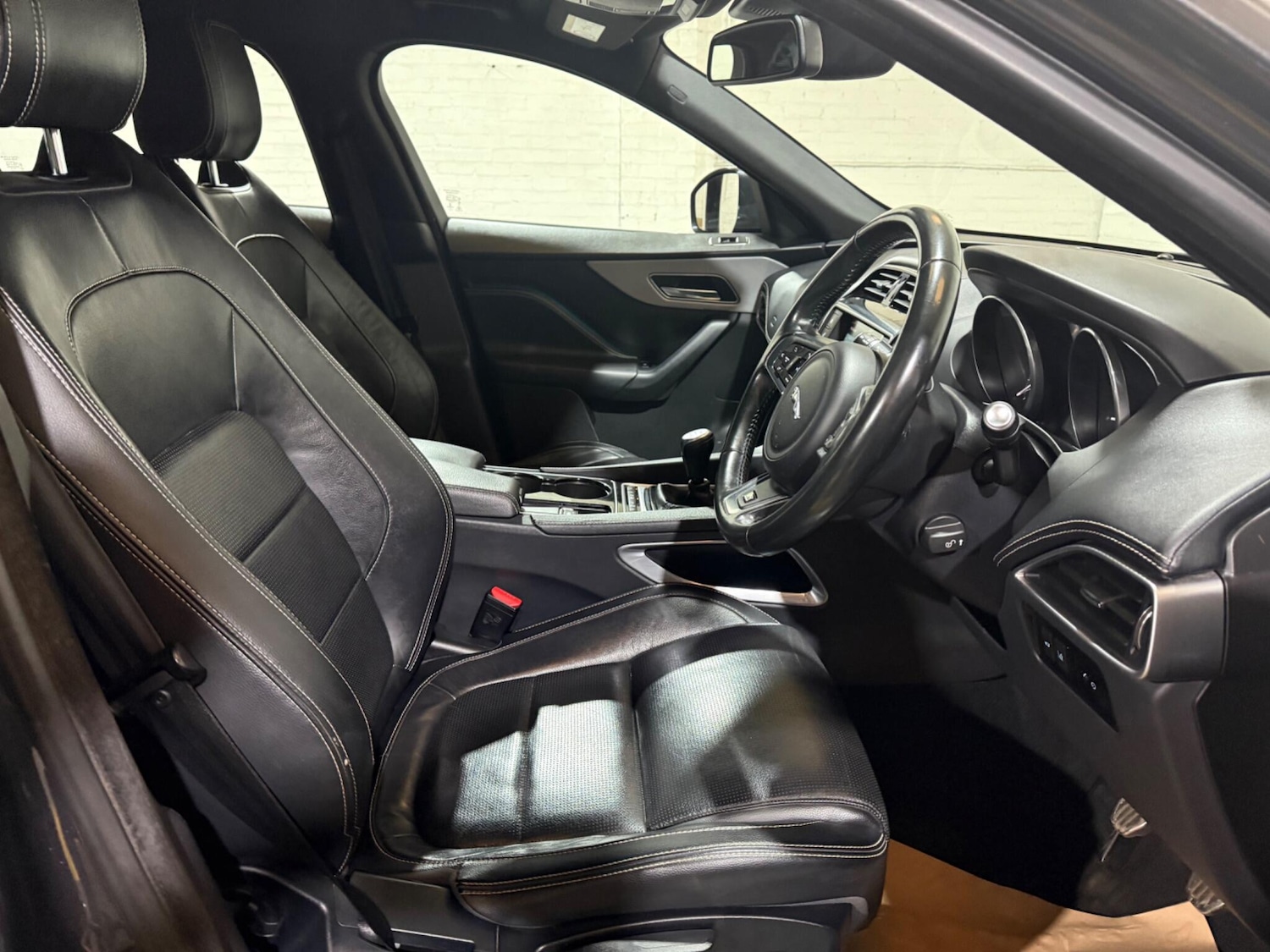 Used Jaguar F-Pace 2016 for sale - 77091512: Photo 33