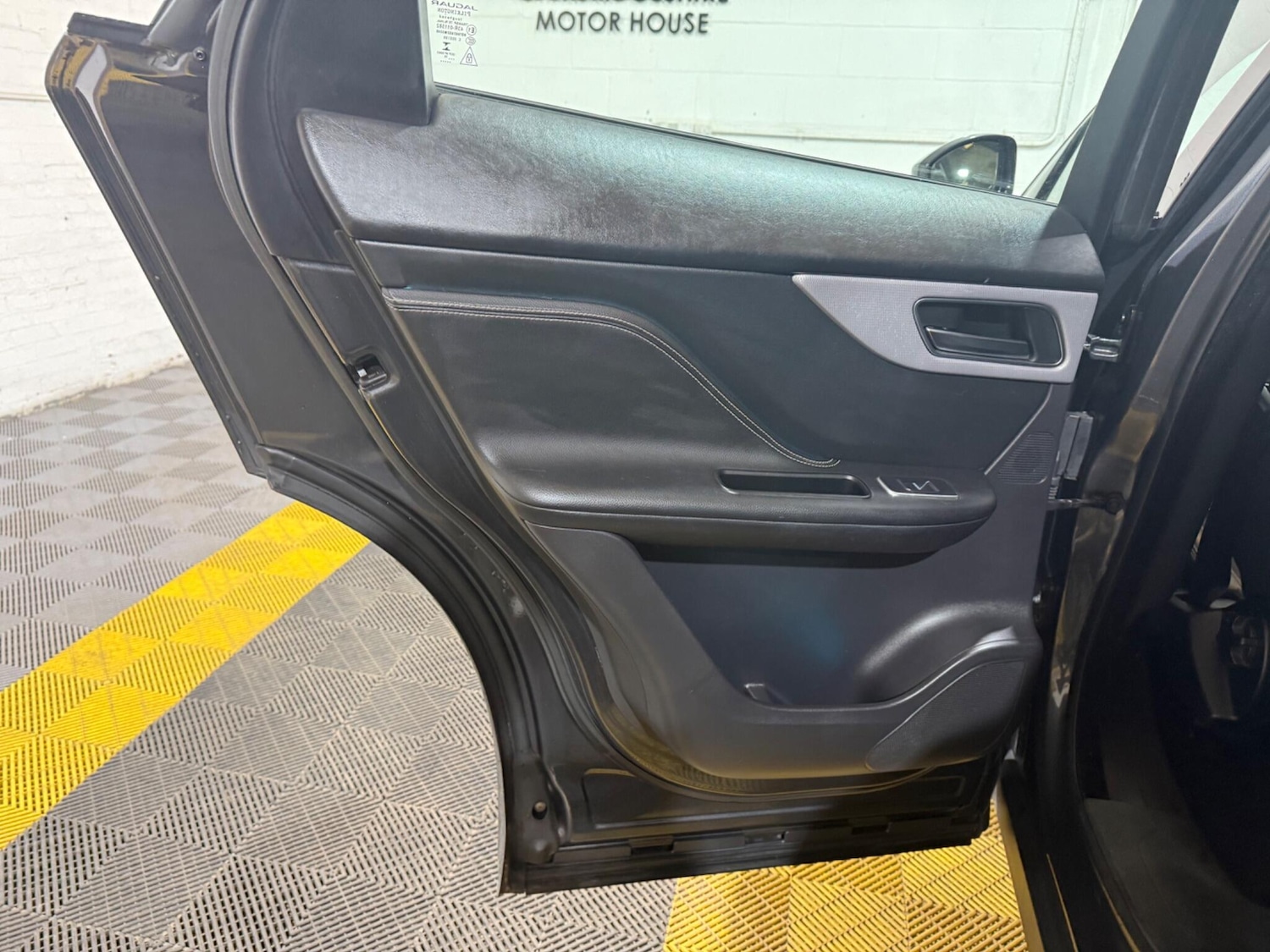 Used Jaguar F-Pace 2016 for sale - 77091512: Photo 46