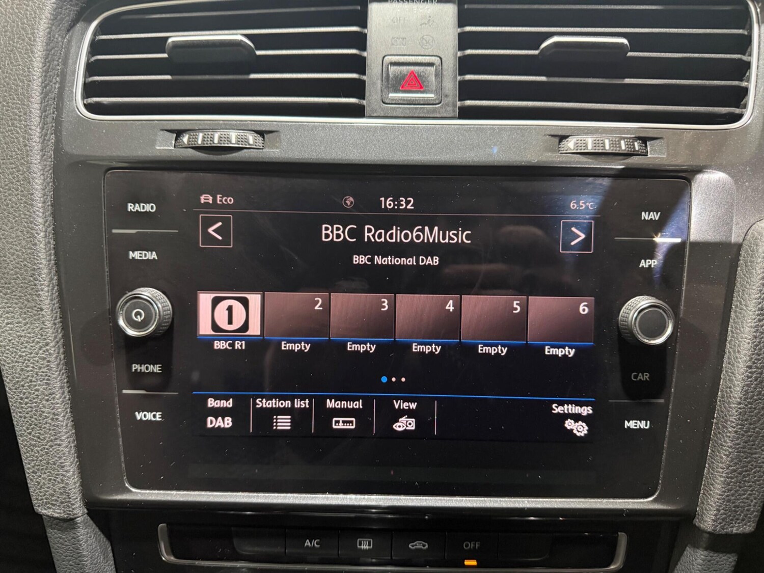 Used Volkswagen Golf 2018 for sale - 77575096: Photo 23