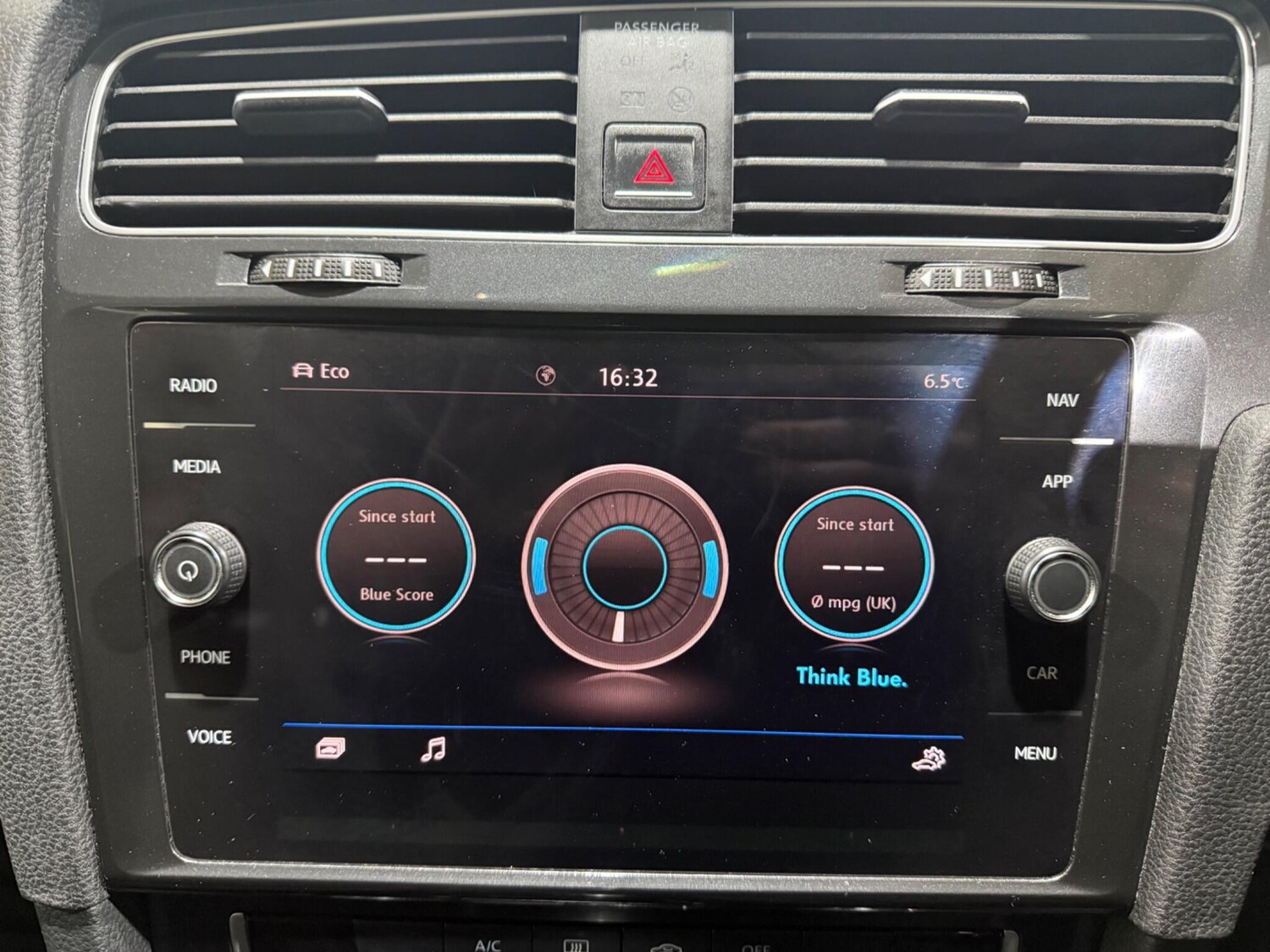 Used Volkswagen Golf 2018 for sale - 77575096: Photo 25