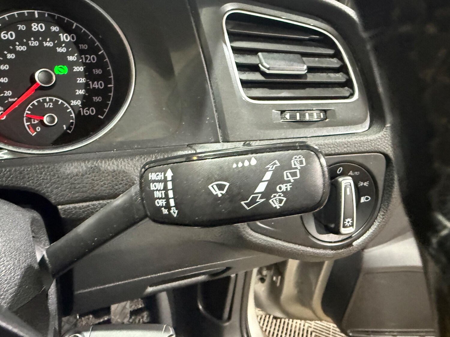 Used Volkswagen Golf 2018 for sale - 77575096: Photo 29