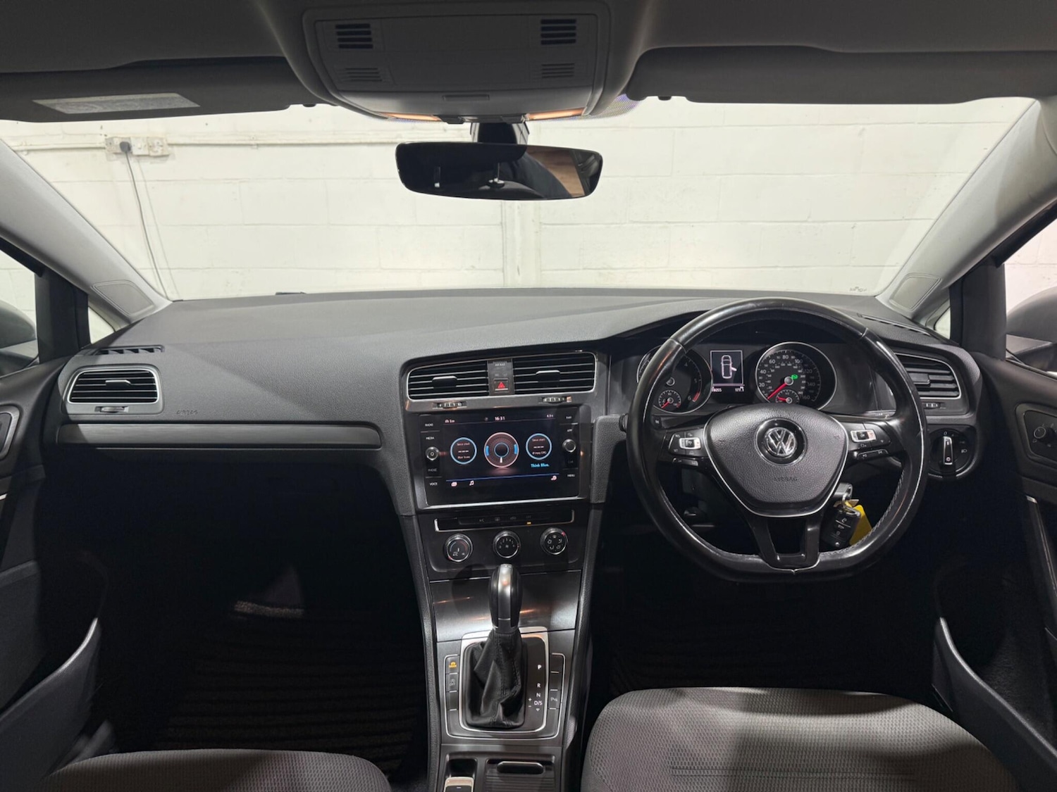 Used Volkswagen Golf 2018 for sale - 77575096: Photo 3