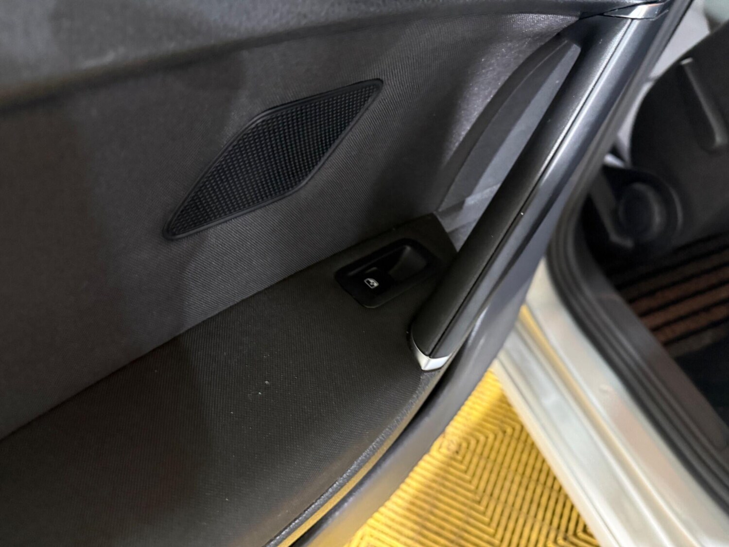 Used Volkswagen Golf 2018 for sale - 77575096: Photo 49