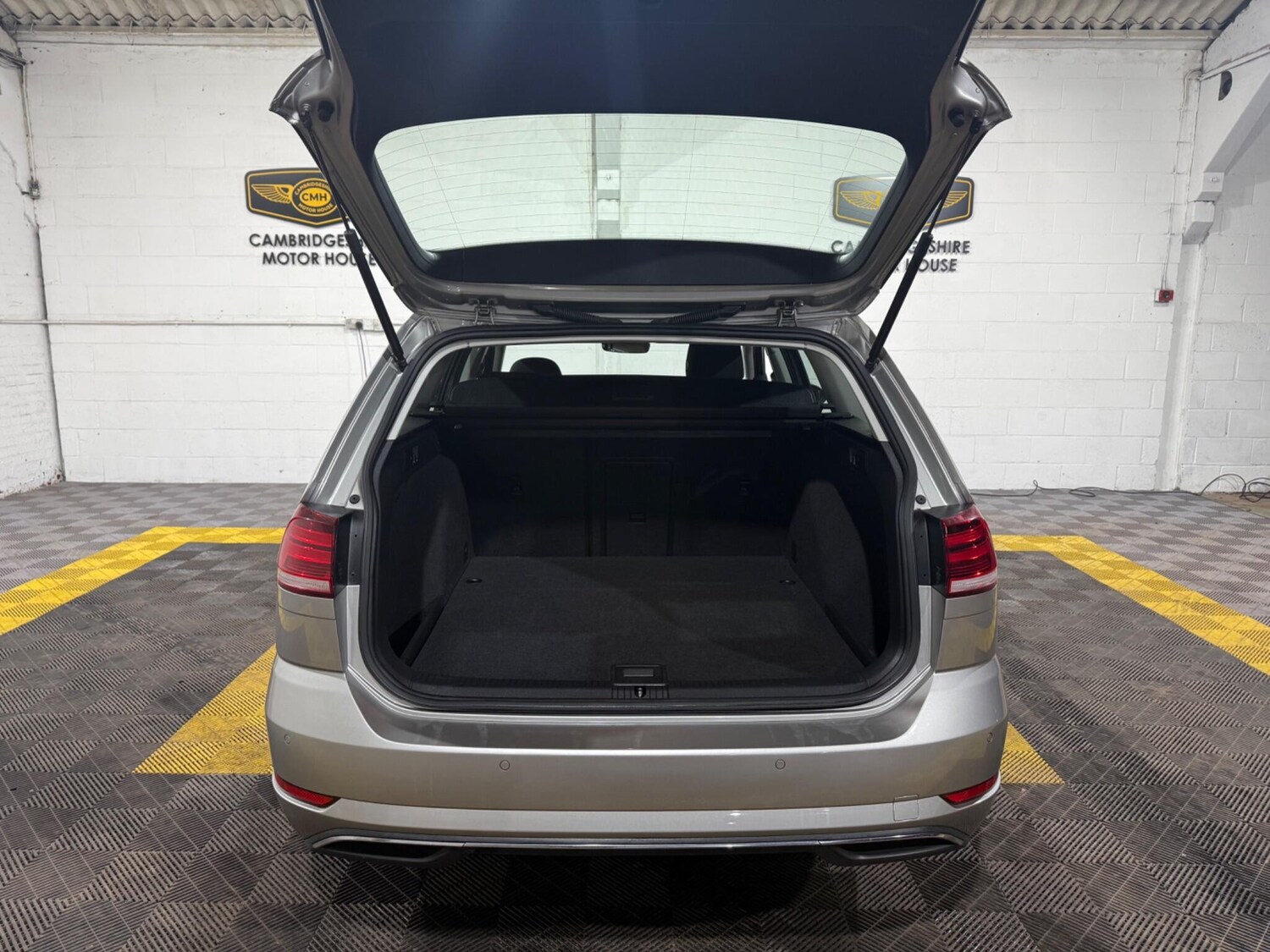 Used Volkswagen Golf 2018 for sale - 77575096: Photo 66