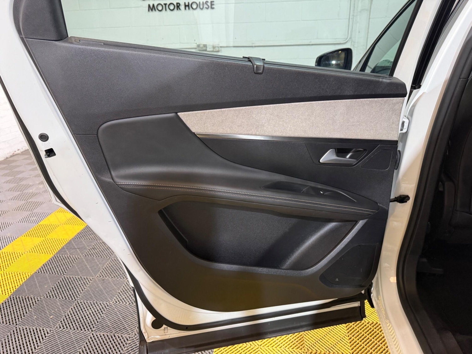 Used Peugeot 5008 2021 for sale - 77637378: Photo 53