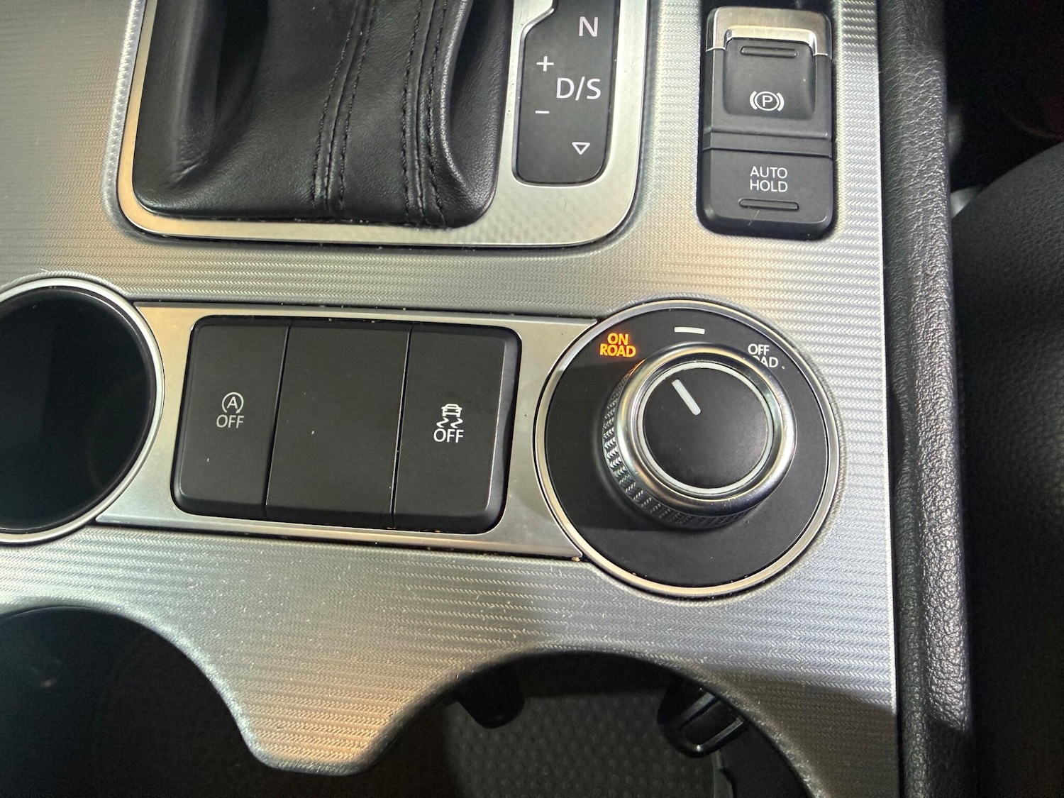 Used Volkswagen Touareg for sale - 77549310: Photo 16