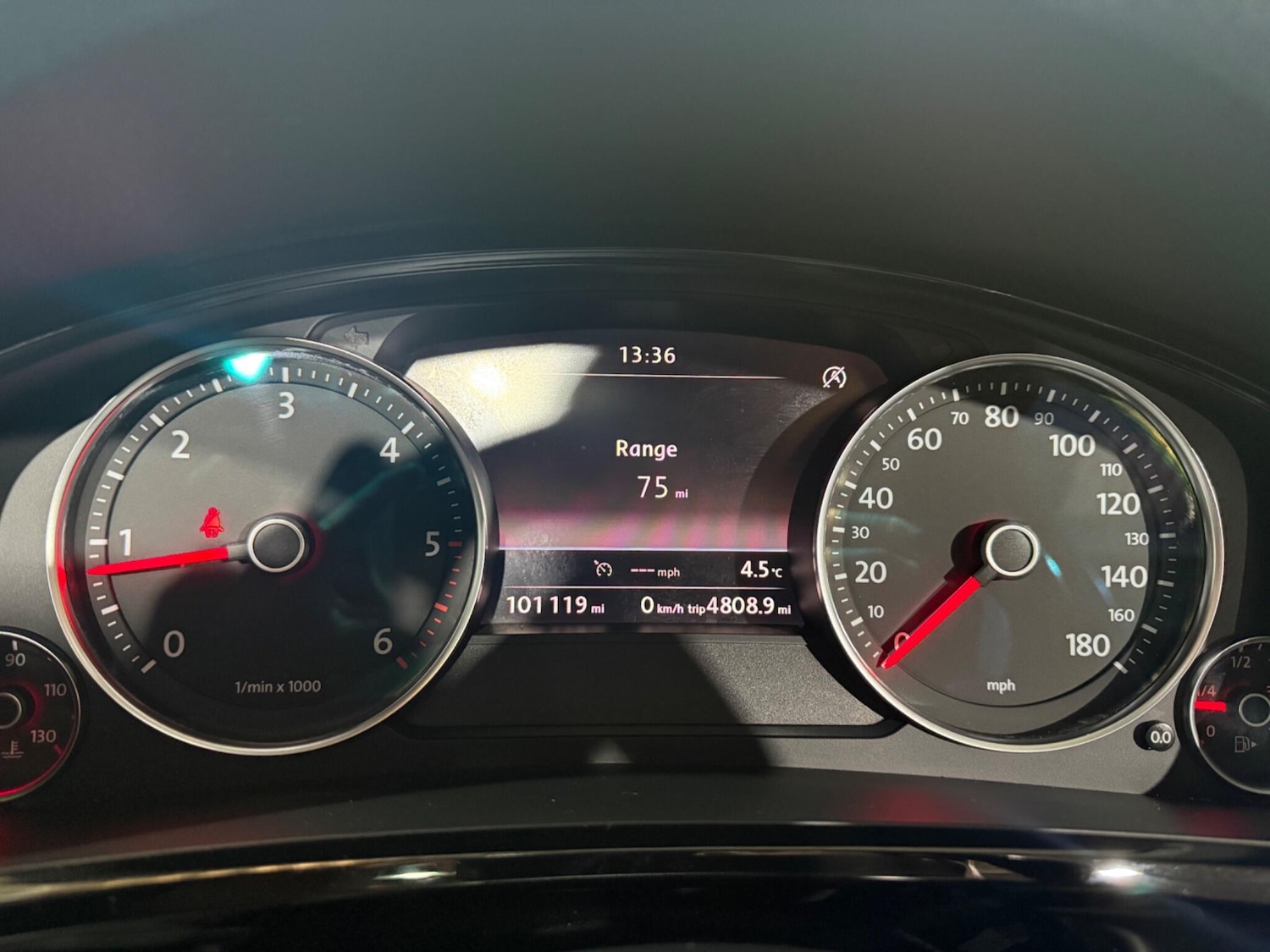 Used Volkswagen Touareg for sale - 77549310: Photo 25