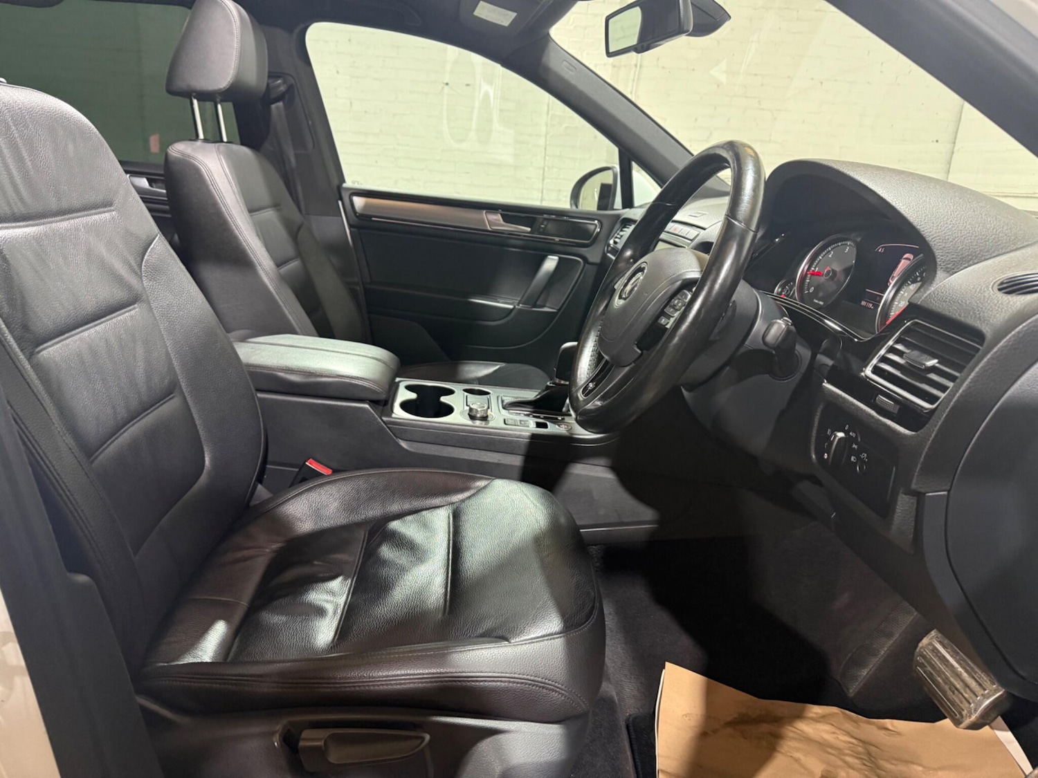 Used Volkswagen Touareg for sale - 77549310: Photo 38