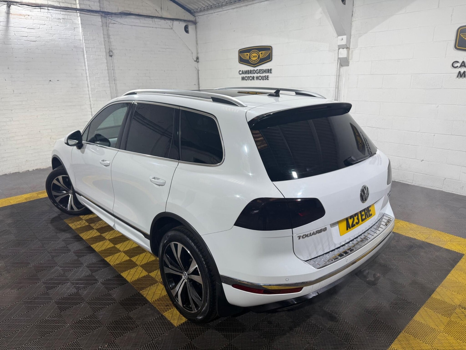 Used Volkswagen Touareg for sale - 77549310: Photo 39