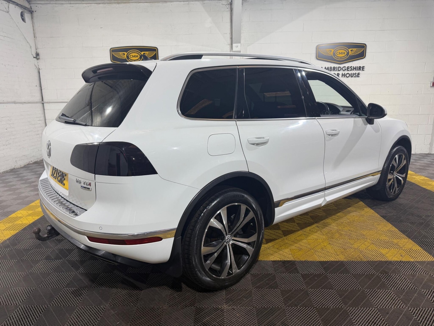 Used Volkswagen Touareg for sale - 77549310: Photo 5