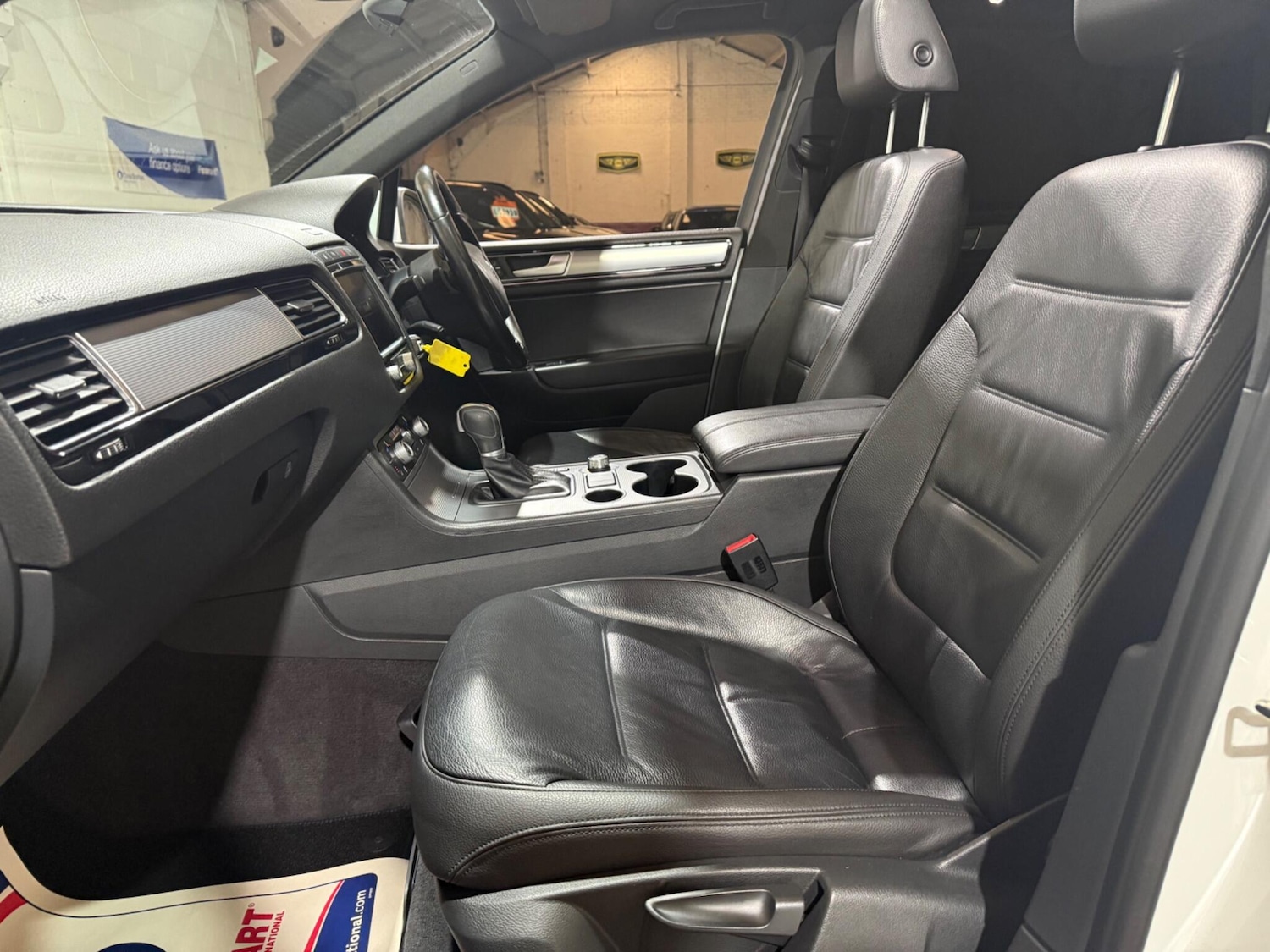 Used Volkswagen Touareg for sale - 77549310: Photo 57