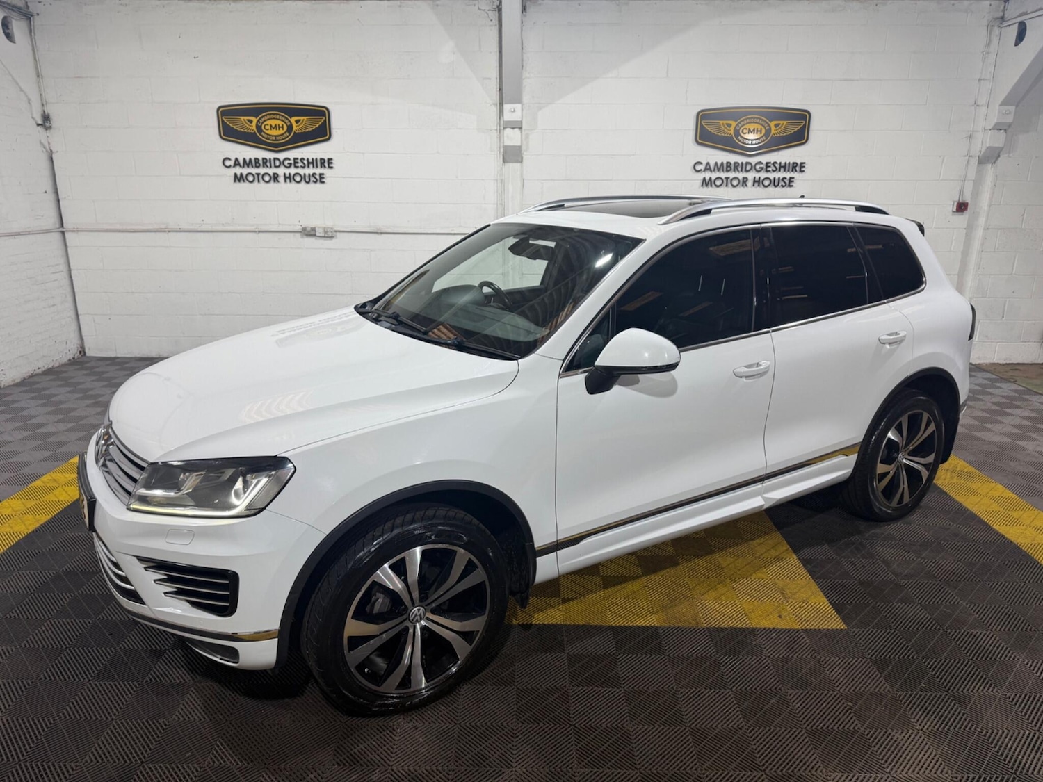 Used Volkswagen Touareg for sale - 77549310: Photo 59