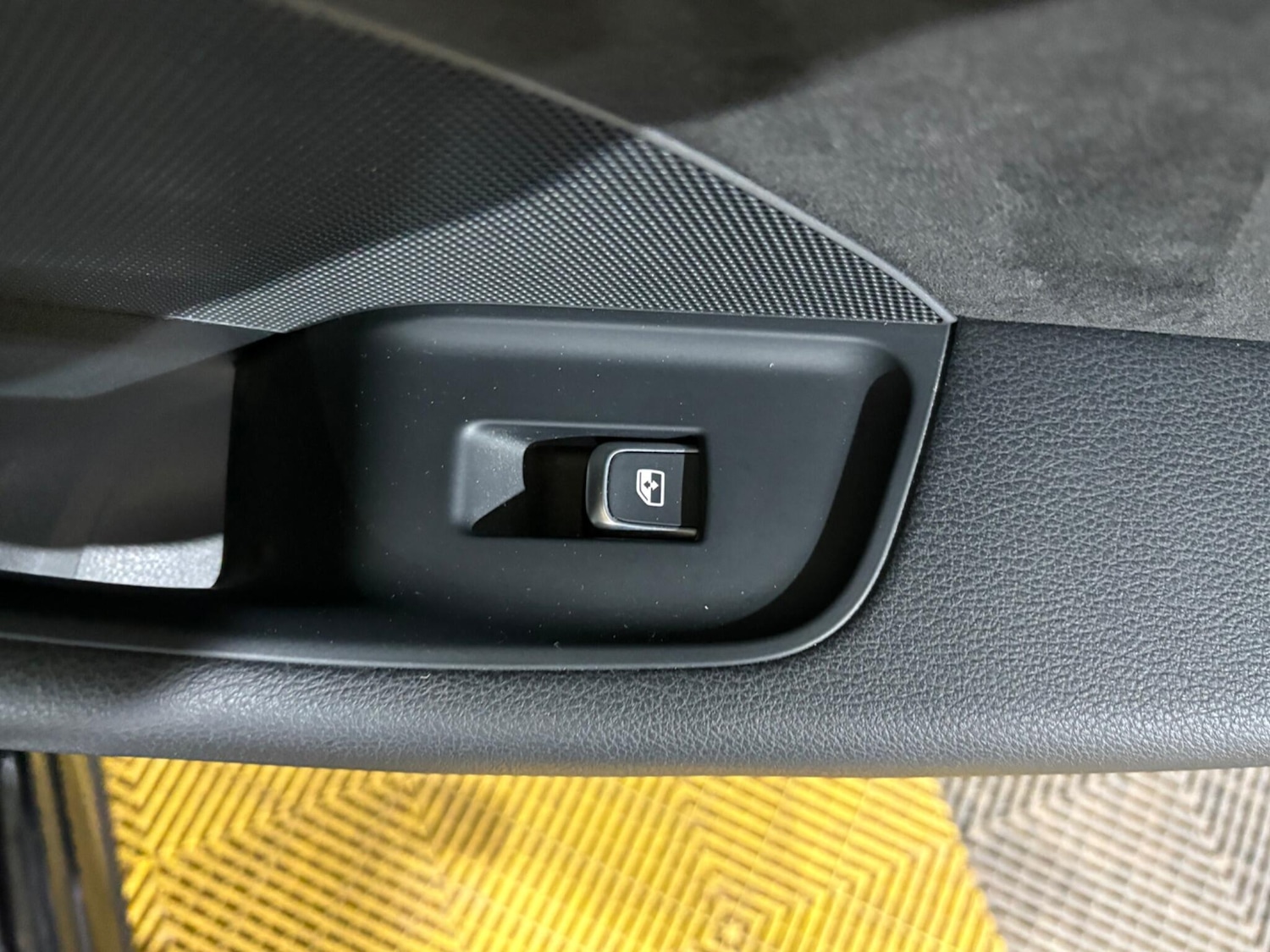 Used Audi A3 2017 for sale - 77358499: Photo 45