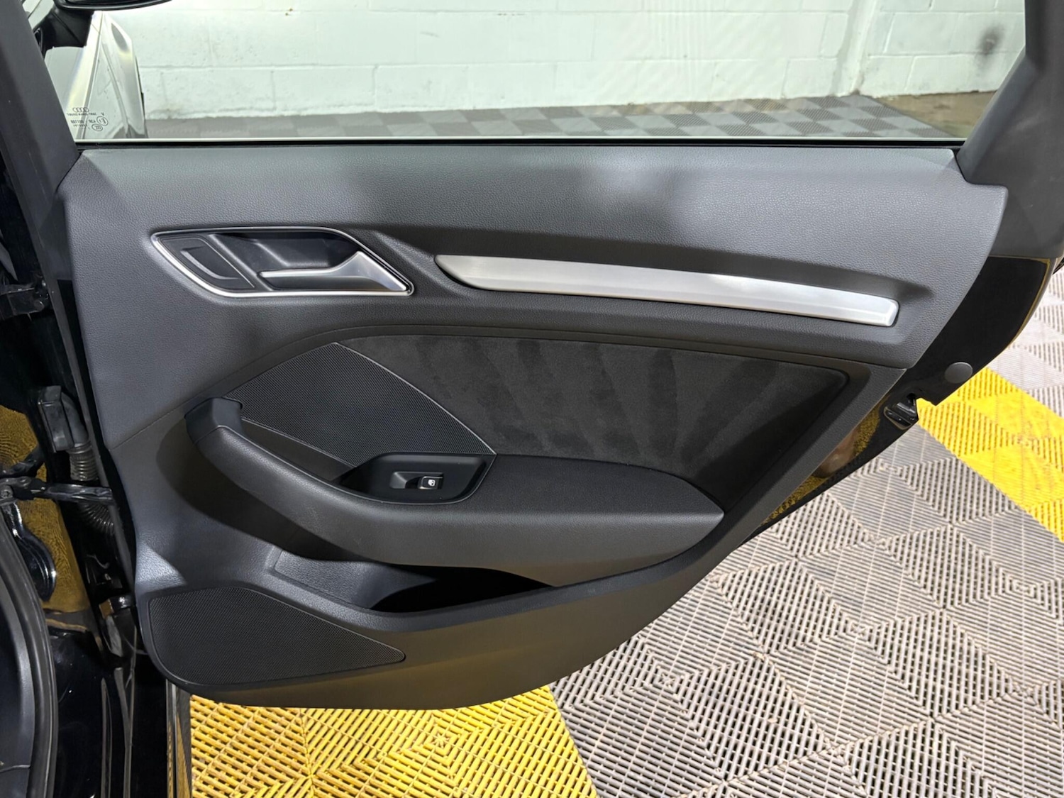 Used Audi A3 2017 for sale - 77358499: Photo 47