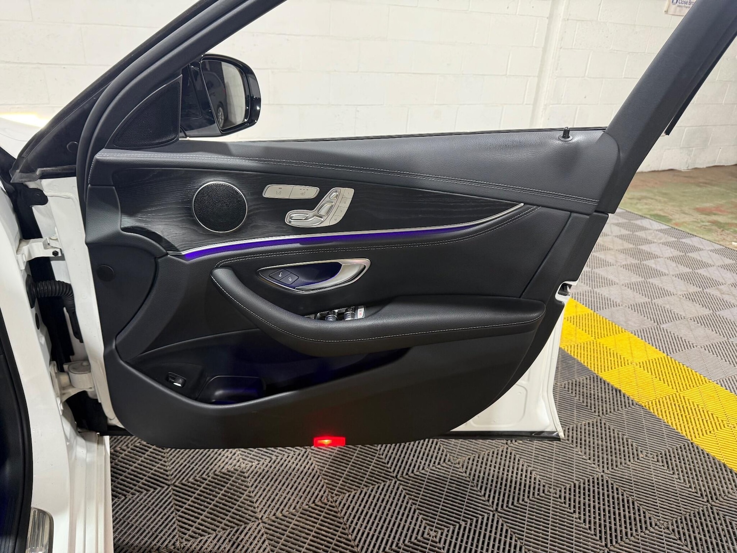 Used Mercedes-Benz E Class 2019 for sale - 77166783: Photo 39