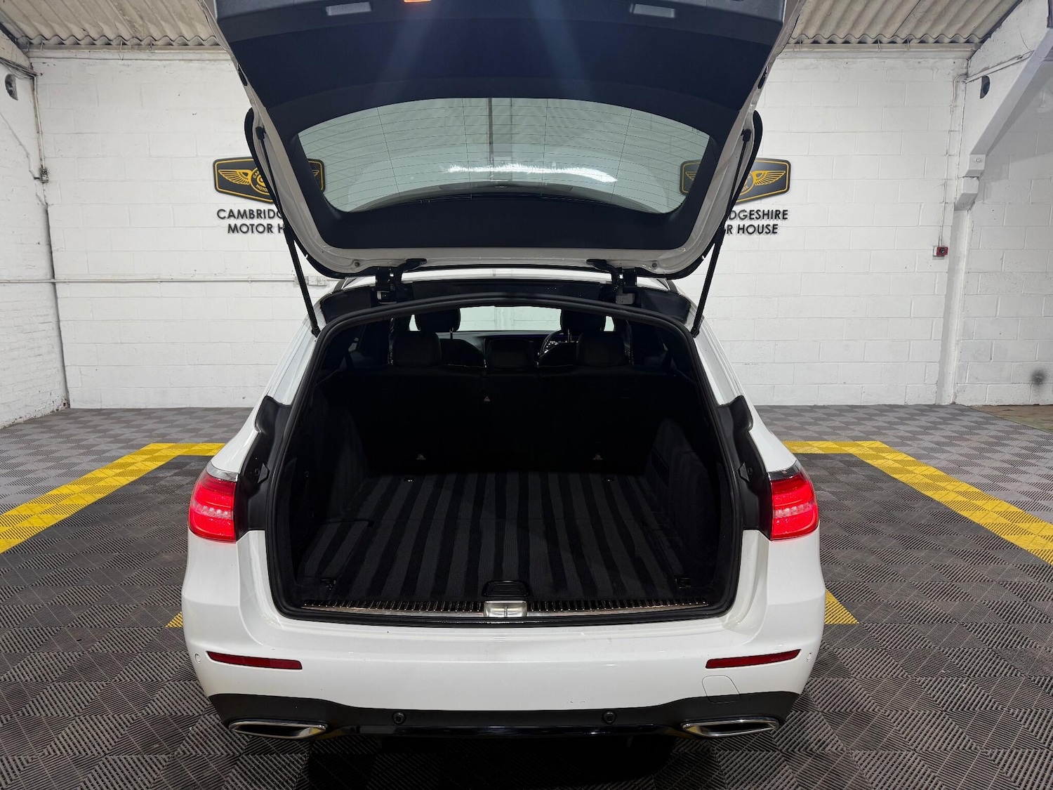 Used Mercedes-Benz E Class 2019 for sale - 77166783: Photo 9