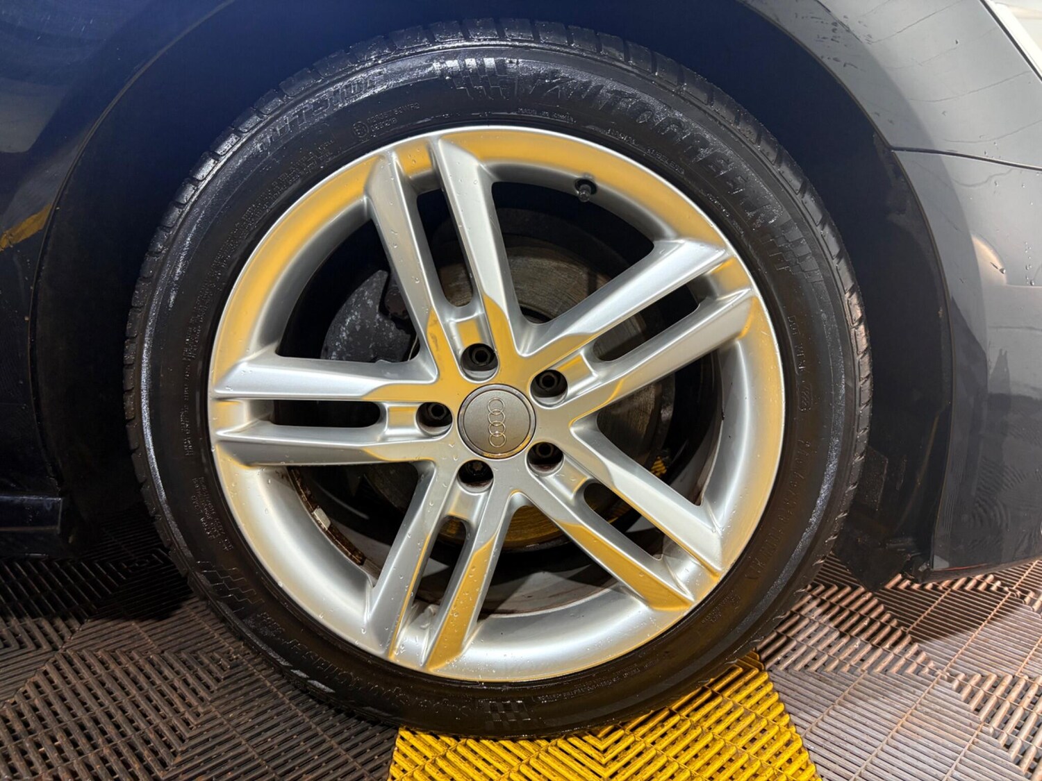 Used Audi A6 Saloon 2014 for sale - 77142955: Photo 25