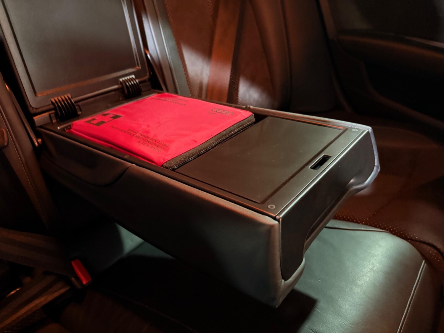 Used Audi A6 Saloon 2014 for sale - 77142955: Photo 29