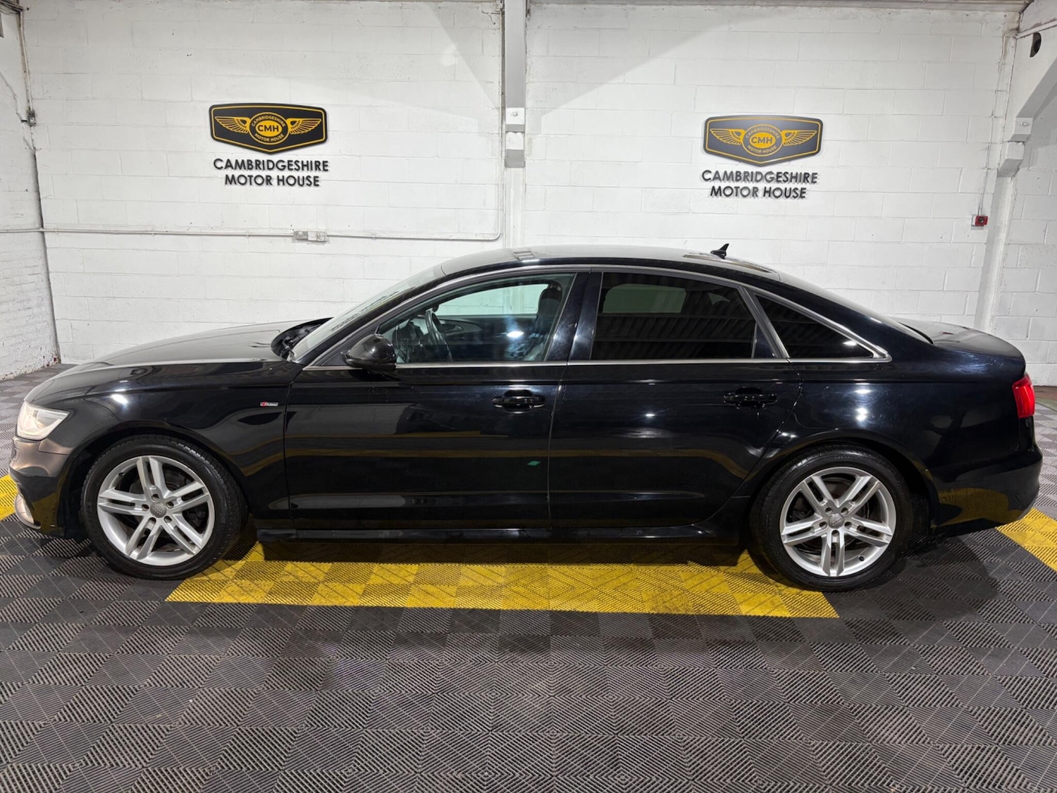 Used Audi A6 Saloon 2014 for sale - 77142955: Photo 42