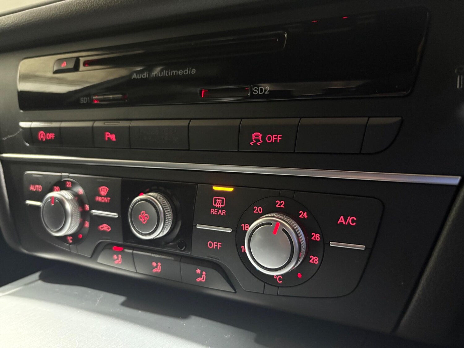 Used Audi A6 Saloon 2014 for sale - 77142955: Photo 86