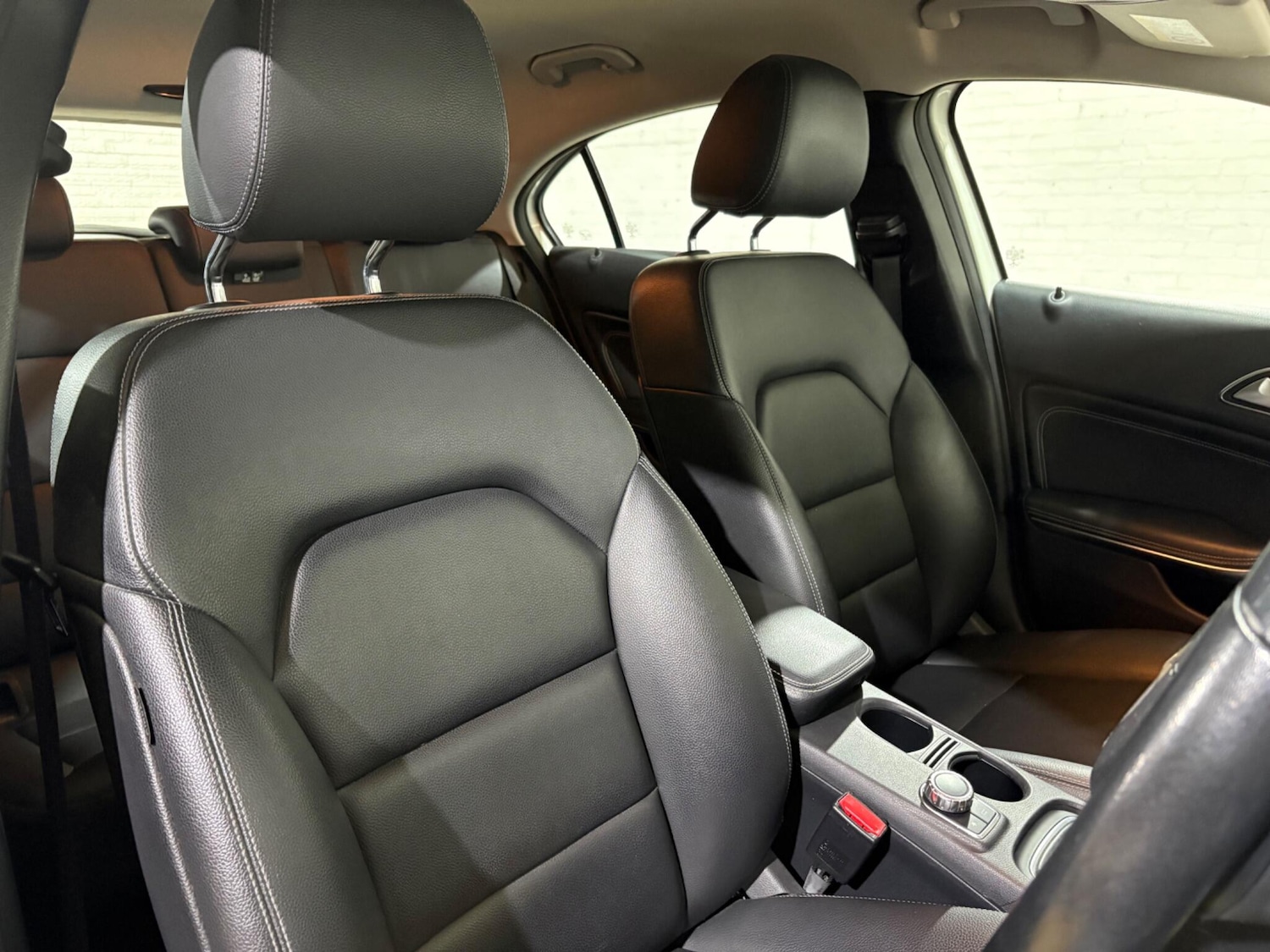 Used Mercedes-Benz A-Class 2017 for sale - 76620347: Photo 6