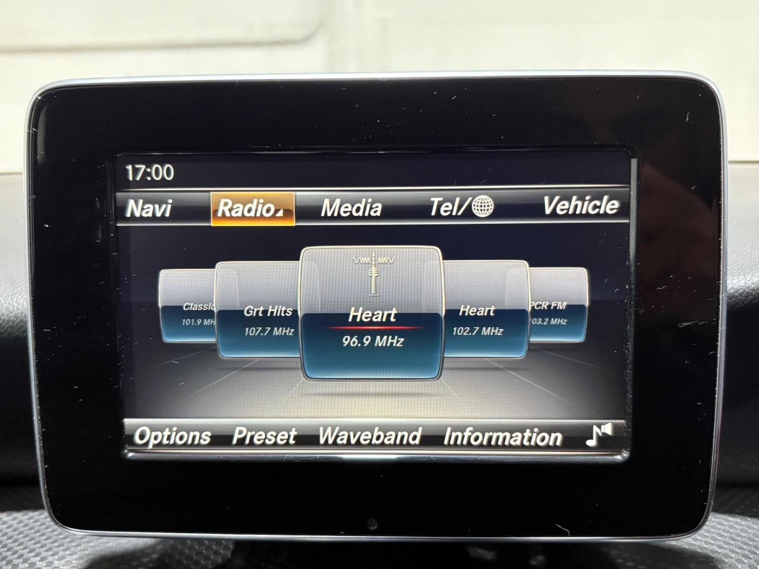 Used Mercedes-Benz A-Class 2017 for sale - 76620347: Photo 67