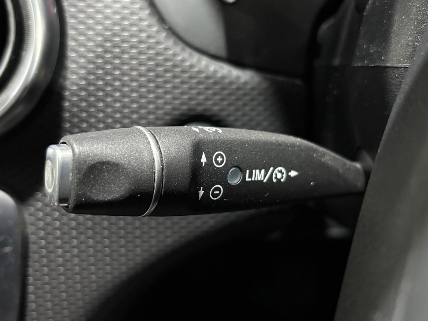 Used Mercedes-Benz A-Class 2017 for sale - 76620347: Photo 72