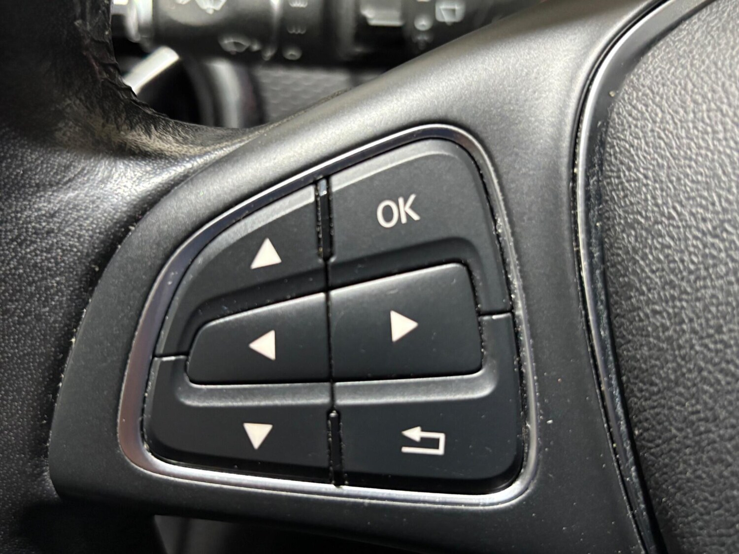 Used Mercedes-Benz A-Class 2017 for sale - 76620347: Photo 75