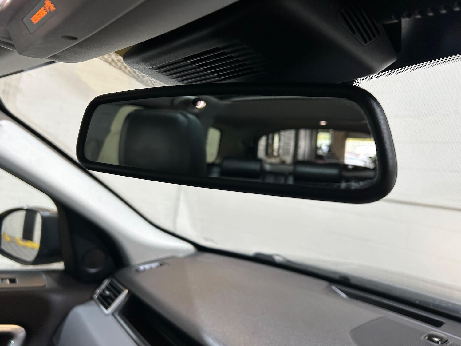 Used Land Rover Discovery Sport 2016 for sale - 76259805: Photo 18