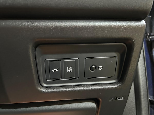 Used Land Rover Discovery Sport 2016 for sale - 76259805: Photo 31