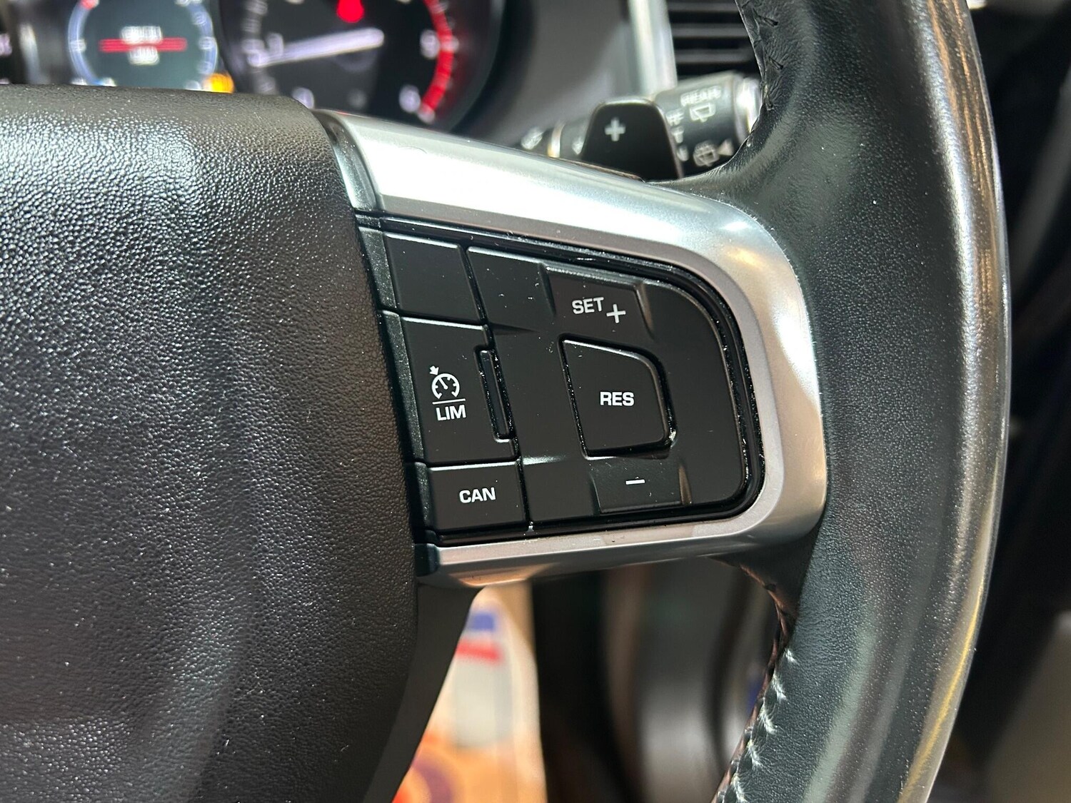 Used Land Rover Discovery Sport 2016 for sale - 76259805: Photo 34