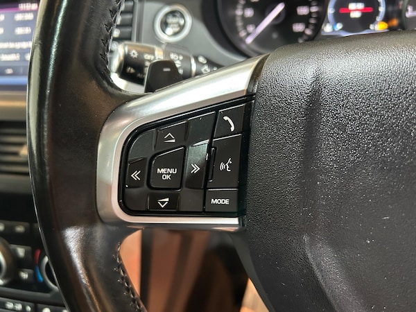 Used Land Rover Discovery Sport 2016 for sale - 76259805: Photo 37