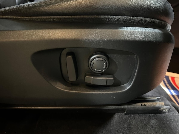 Used Land Rover Discovery Sport 2016 for sale - 76259805: Photo 41