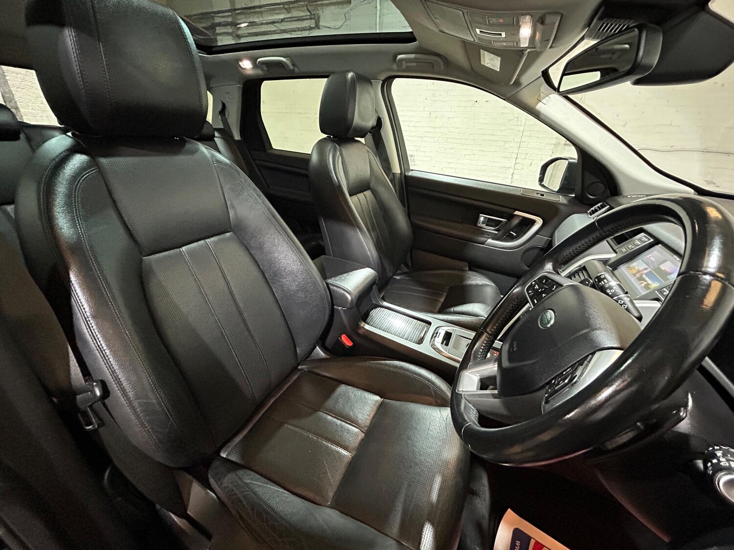 Used Land Rover Discovery Sport 2016 for sale - 76259805: Photo 43