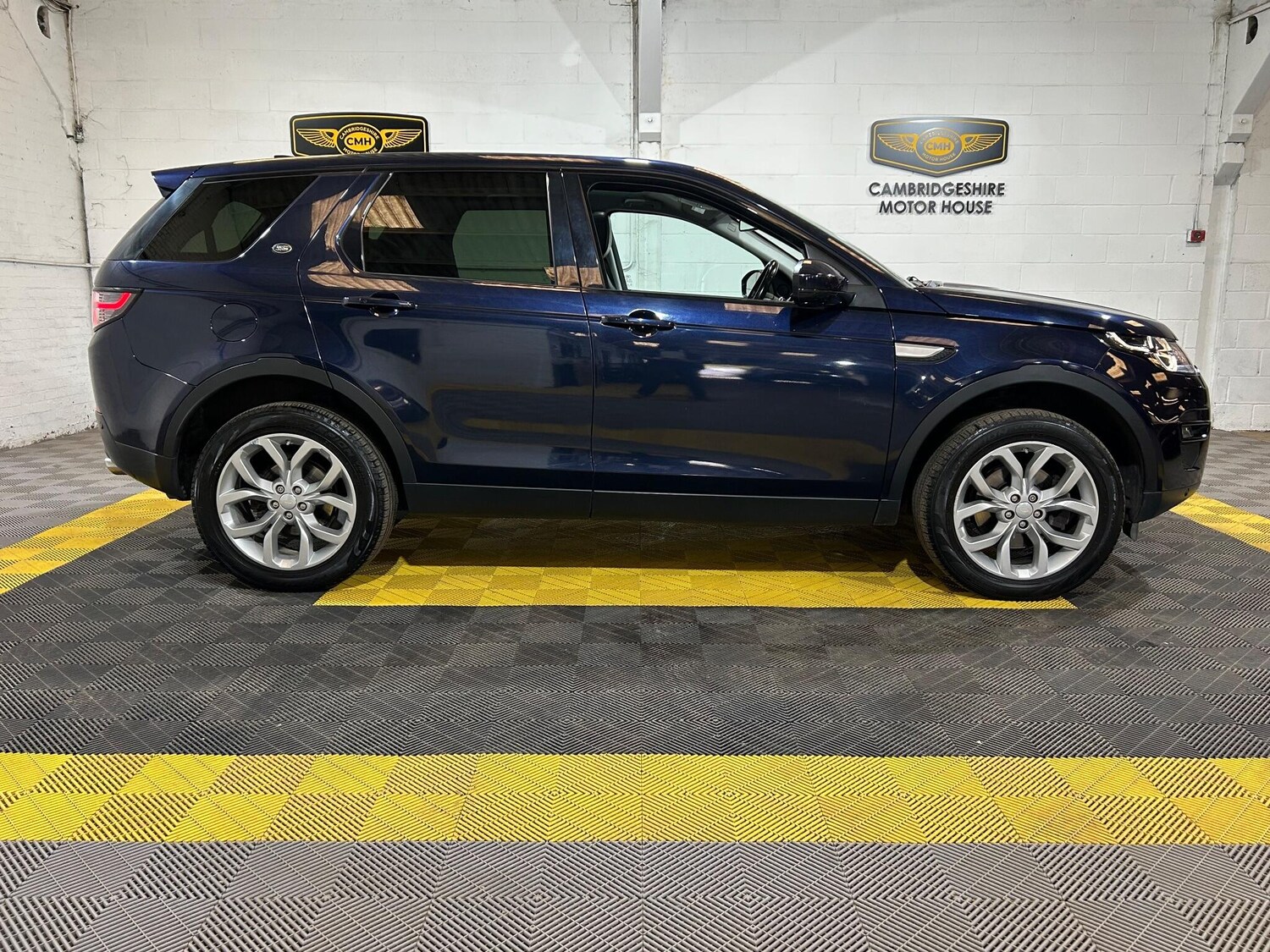 Used Land Rover Discovery Sport 2016 for sale - 76259805: Photo 48