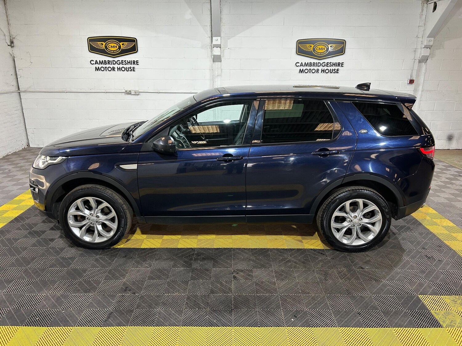 Used Land Rover Discovery Sport 2016 for sale - 76259805: Photo 52