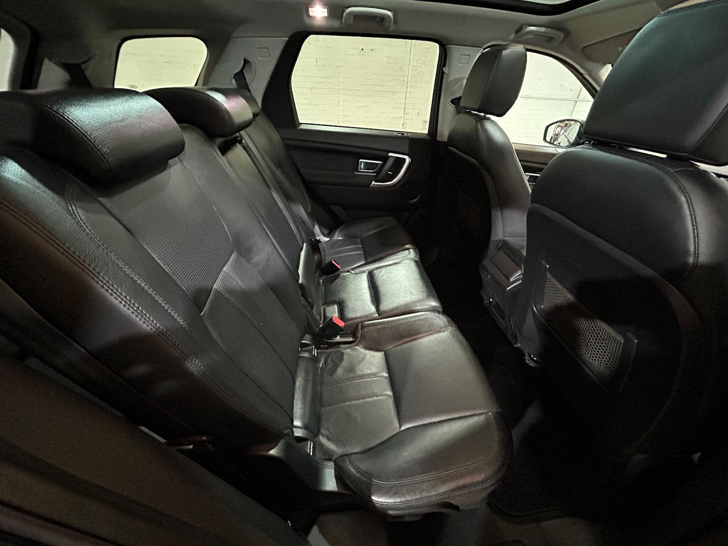 Used Land Rover Discovery Sport 2016 for sale - 76259805: Photo 63